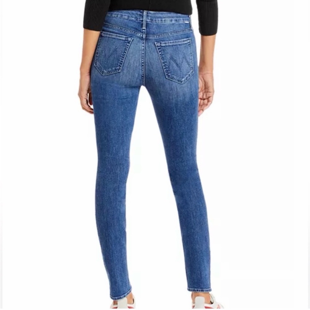 MOTHER The Looker Skinny Jeans in Groovin High Rise Medium Blue Size 25
